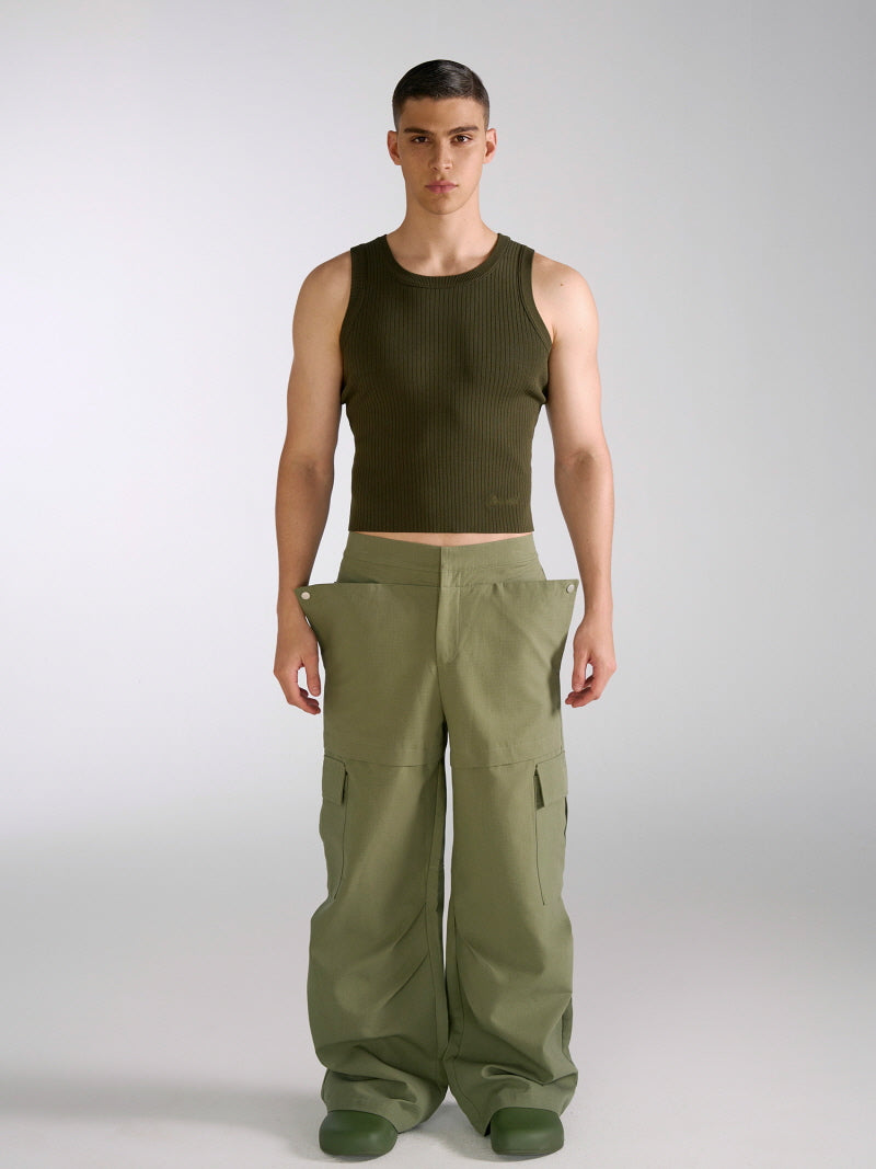 Minimalist Knit Ribbed Slim Vest