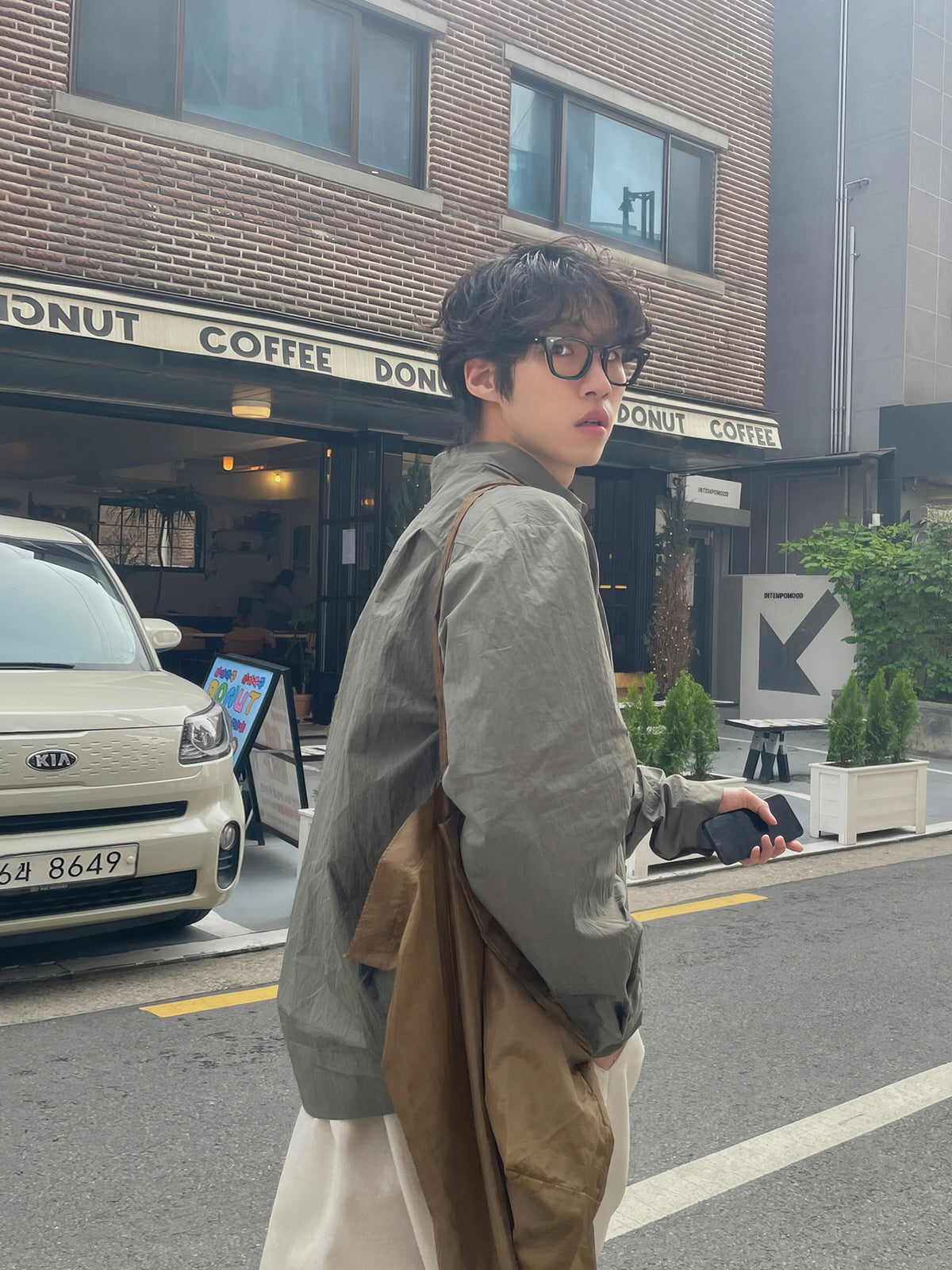Gray-Green Retro Lapel Shirt