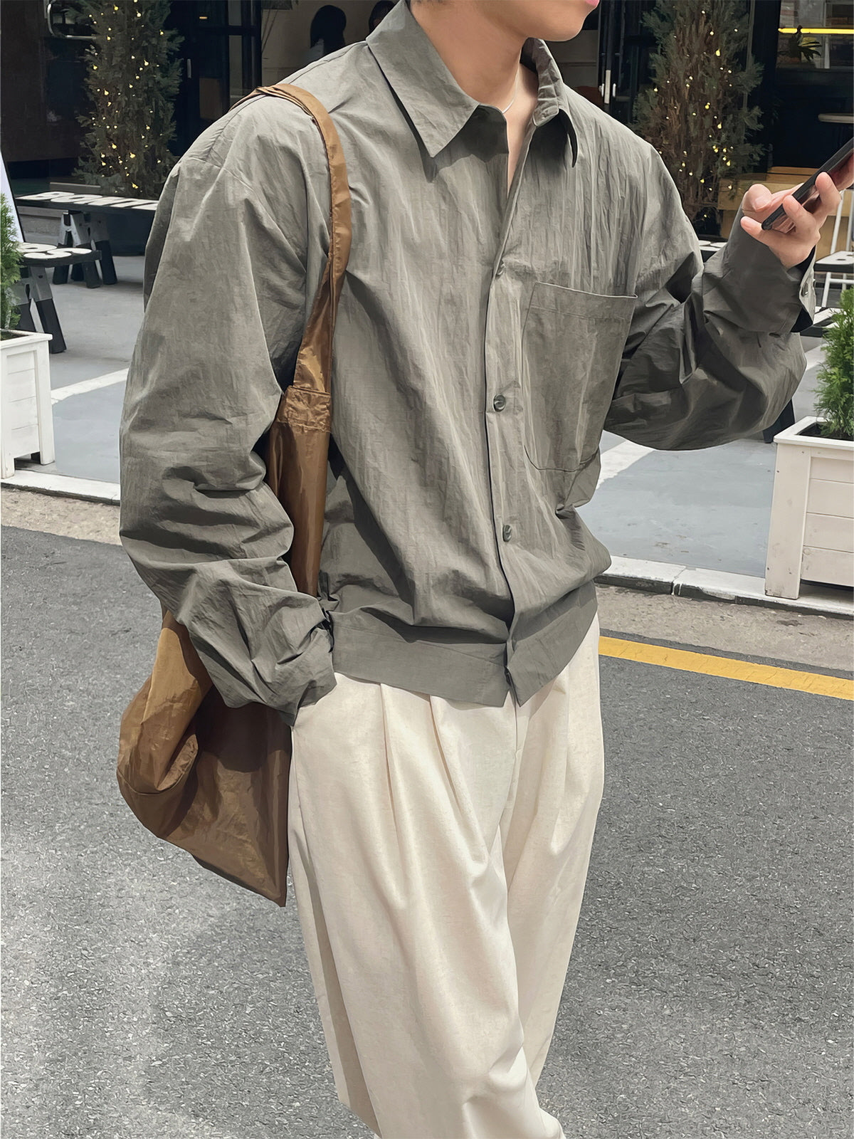 Gray-Green Retro Lapel Shirt