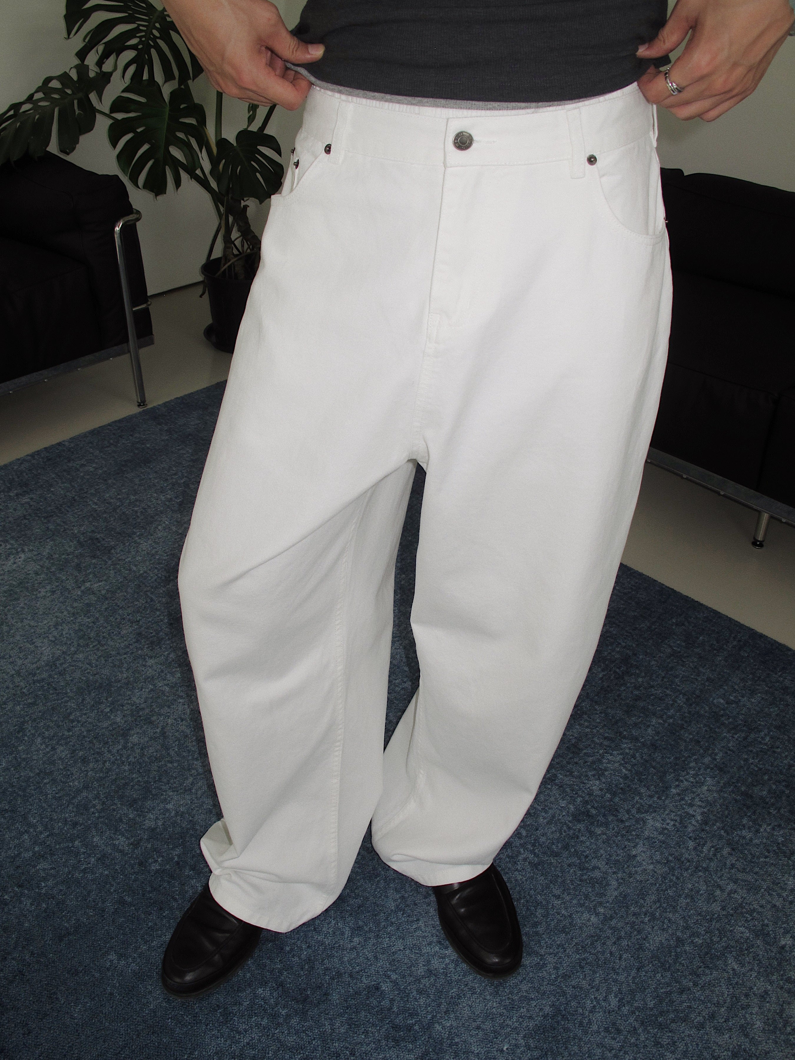 White Loose-Fit Denmim